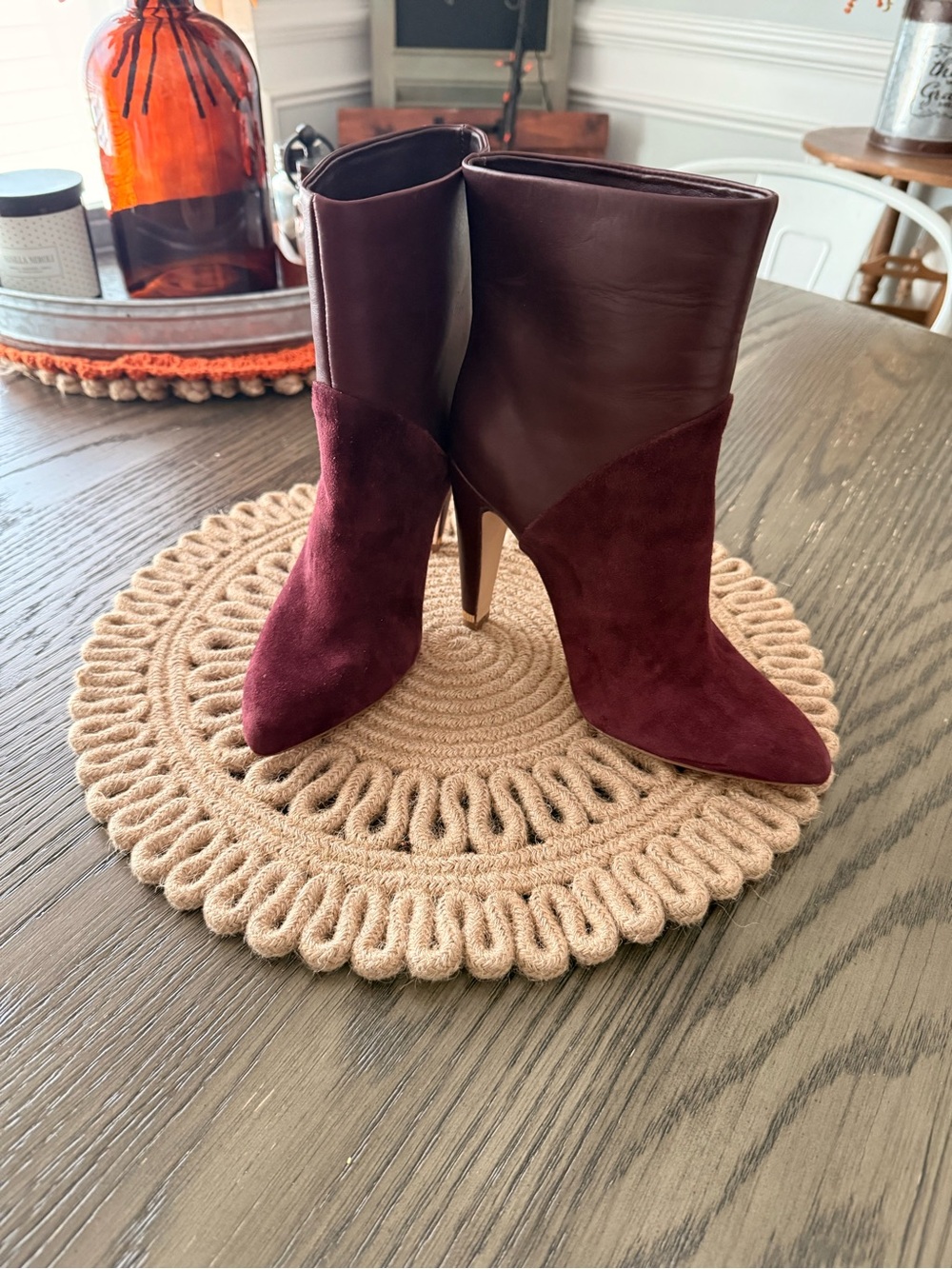Donna Karan "Hadi" Two-Tone Leather and Suede Ankle Boots Sz 6